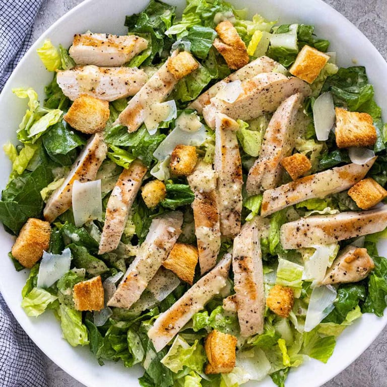 Delicious Caesar Salad at Our Pizza Restaurant